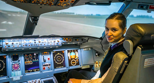 Cô gái 23 tuổi trở thành phi công Aeroflot