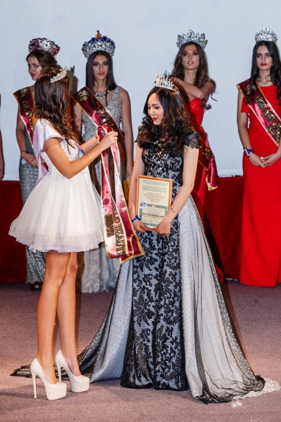 Du học sinh của Việt Nam đăng quang 'Miss World Beauty' tại Nga