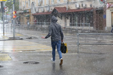 Moskva: Mưa tuyết lại rơi!