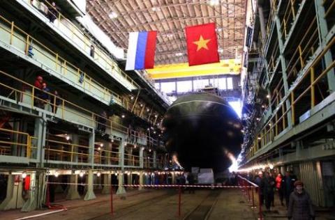 Hôm nay, Nga khởi đóng tàu ngầm Kilo cuối cùng cho VN