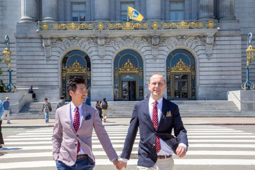 Tổng lãnh sự quán Mỹ ở Thượng Hải kết hôn với người đồng tính