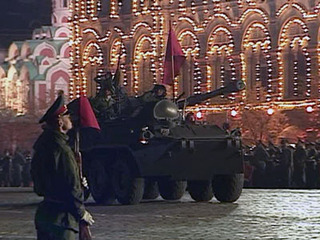 Moskva cấm đường để diễn tập diễu hành