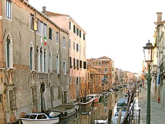 Người Trung Quốc ồ ạt đầu tư vào thị trường bất động sản ở Italy