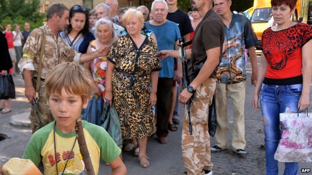 Nga cử phái đoàn nhân đạo tới đông Ukraine