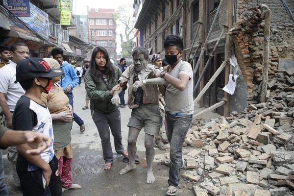 Nguyên nhân gây nên trận động đất kinh hoàng tại Nepal