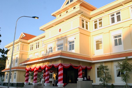 Đại sứ quán Việt Nam tại Campuchia và UAE tích cực bảo hộ công dân