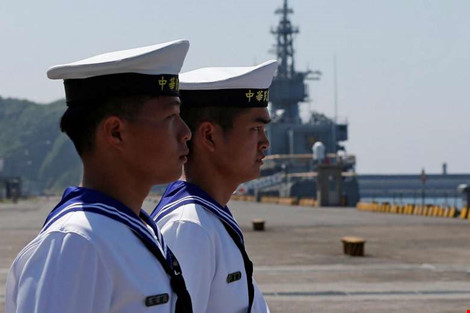 Ngư dân Việt bị thương vì tàu Đài Loan bắn nhầm tên lửa