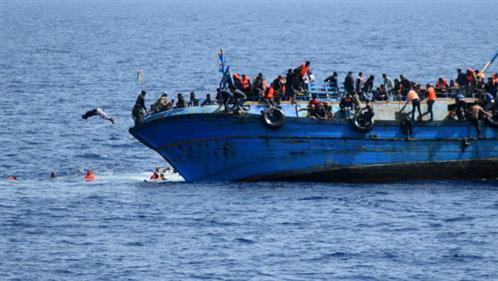 Chìm tàu ngoài khơi Ý, hơn 700 người có thể chết