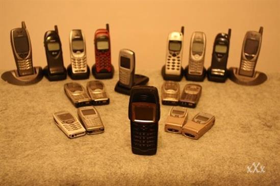 Chiêm ngưỡng bộ sưu tập điện thoại “khủng” của một người đàn ông Nga