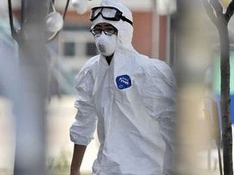 Một cặp vợ chồng Trung Quốc chết do cúm A/H1N1, hơn 100 người phải theo dõi y tế