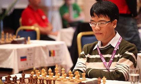 Lê Quang Liêm đánh bại kỳ thủ số 1 của Nga