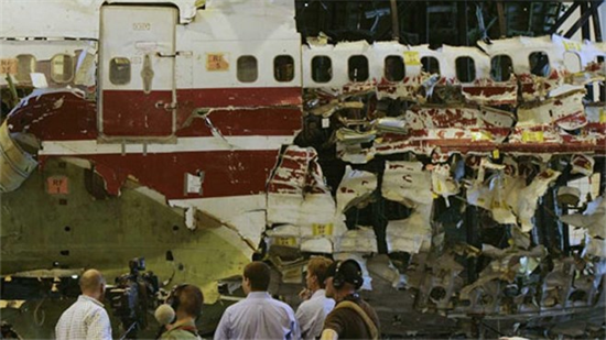 Thuyết âm mưu kỳ lạ quanh các tai nạn máy bay
