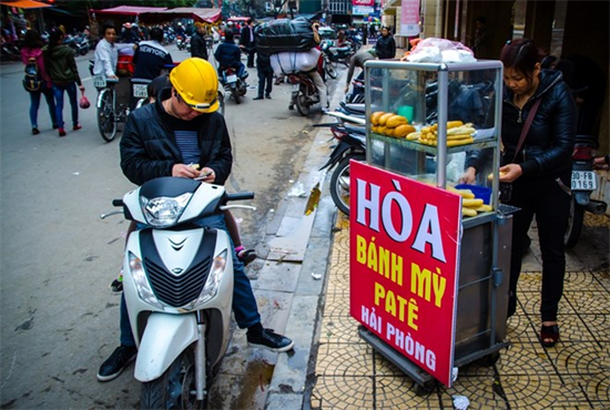 Du khách Mỹ: 7 thói xấu của Việt Nam khiến bạn 'phát điên'