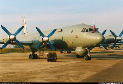 Cận cảnh “quái vật săn ngầm” IL-38 của Nga