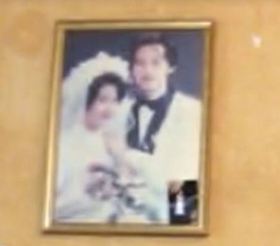 Tấm ảnh cưới chưa bao giờ công bố của Hoài Linh với người vợ đầu
