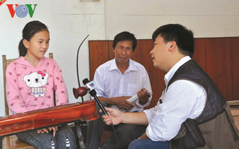 Thánh thót tiếng đàn bầu trên đất Trung Hoa
