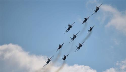 Dàn máy bay Nga rầm rộ diễn tập mừng Ngày Chiến thắng
