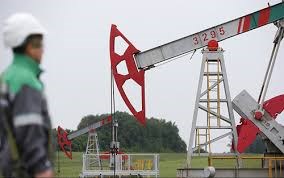 15 tháng 11: Giá dầu giảm sau khi IEA đưa ra nghi ngờ về triển vọng nhu cầu
