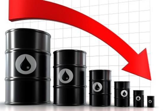 Châu Âu gánh thêm họa vì giá dầu sụt giảm
