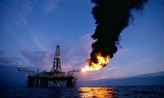 Giá dầu tăng vọt nhờ tuyên bố của Saudi Arabia