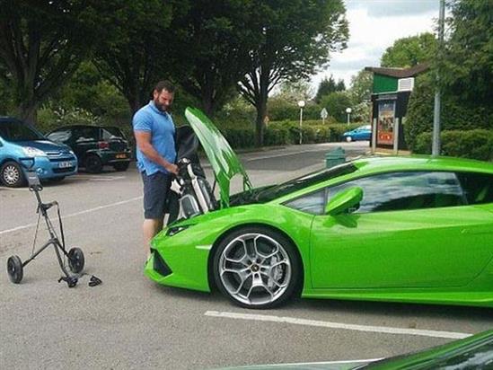 Đây là lý do không nên đi chơi golf bằng Lamborghini Huracan