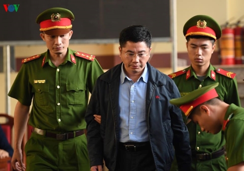 Vụ đánh bạc nghìn tỷ: Nguyễn Văn Dương được đình chỉ tội đưa hối lộ
