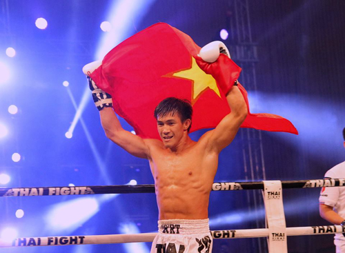 Hạ knock out đối thủ, “độc cô cầu bại” Nguyễn Trần Duy Nhất vô địch thế giới lần thứ 6