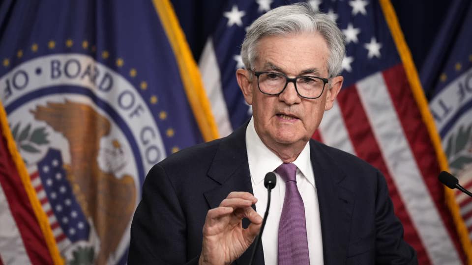 Chủ tịch Fed lại dội ''gáo nước lạnh'' vào kỳ vọng chấm dứt tăng lãi suất