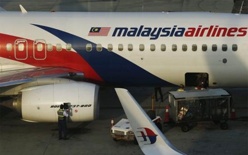 Malaysia Airlines rút niêm yết, sa thải nhân viên