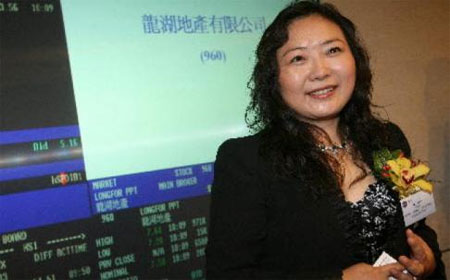 Nữ tỷ phú giàu nhất Trung Quốc ly hôn, tài sản lao dốc