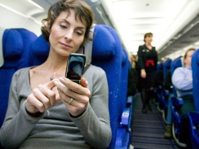 Thuê bao MobiFone được lướt Internet trên máy bay