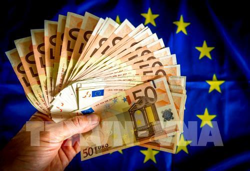 Đồng euro tăng giá sau tín hiệu lạc quan về Eurozone