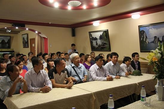 Thành lập Chi hội người Việt tại Irkutsk, LB Nga (video)