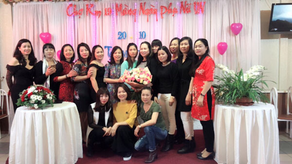 Nhà hàng Sơn Hà đổi mới chúc mừng ngày Phụ nữ Việt Nam