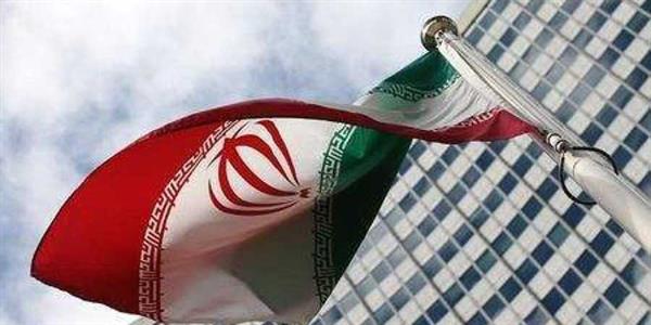 Người Iran mua hộ chiếu giả né lệnh trừng phạt