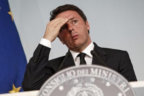 Đồng euro rớt giá mạnh sau trưng cầu ý dân tại Italy