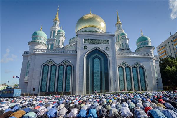 Người Hồi giáo ở Nga mừng Lễ Uraza Bayram