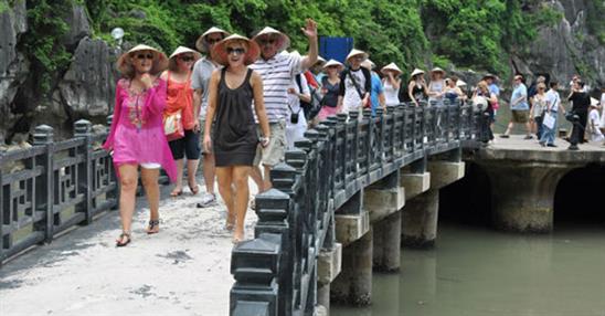 Khách du lịch Nga chiếm vị trí số 1 ở Khánh Hòa