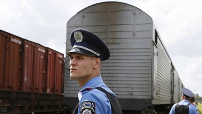4 toa tàu chở thi thể nạn nhân MH17 đã đến thành phố Kharkov