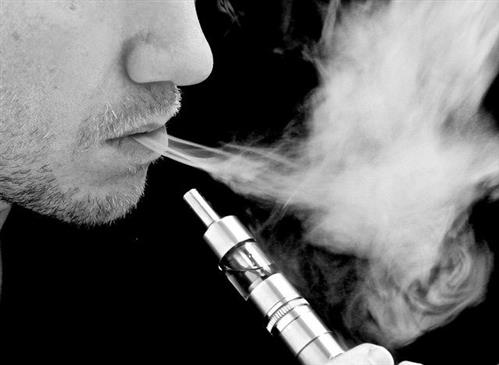 Khoa học chứng minh thuốc lá điện tử có thể tiêu diệt hệ miễn dịch nhanh hơn cả thuốc lá thường