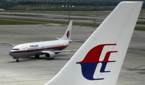 Thêm máy bay Malaysia Airlines gặp sự cố
