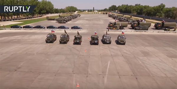 Mãn nhãn xem quân nhân Nga phô diễn tuyệt kỹ lái xe tại hội thao quân sự 2017