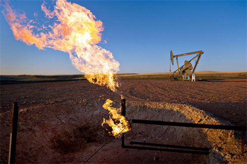 Yếu tố khiến giá dầu thế giới giảm