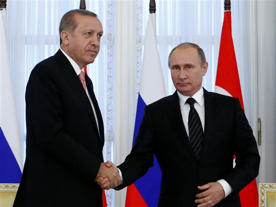 Chi tiết thú vị trên bàn tiệc của Putin và Erdogan