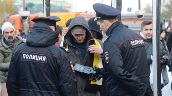 Nga đuổi việc 300 cảnh sát vì làm 