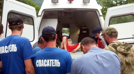 Nga: Em bé rơi xuống hẻm núi sâu 170m vẫn sống