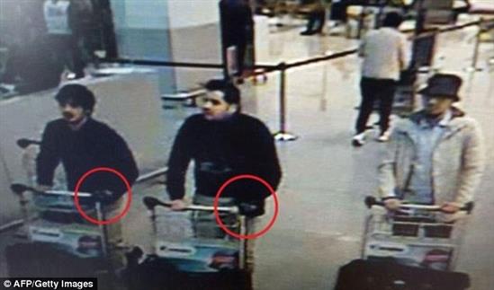 Nghi phạm áo trắng trong vụ đánh bom Brussels có liên quan tới khủng bố Paris