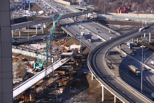 Tiến độ xây dựng cầu vượt vào INCENTRA từ đường MKAD tính đến ngày 10-3-2016