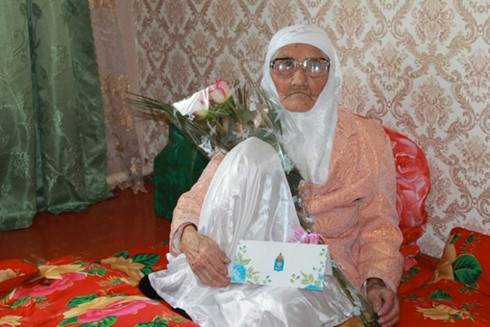 Bà cụ 120 tuổi người Nga được ghi danh vào sách Kỷ lục