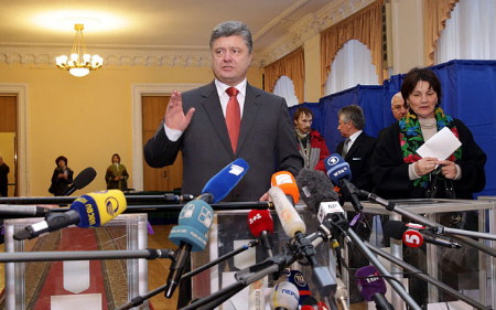 Tổng thống Ukraine đối mặt nhiều thách thức sau chiến thắng tại quốc hội